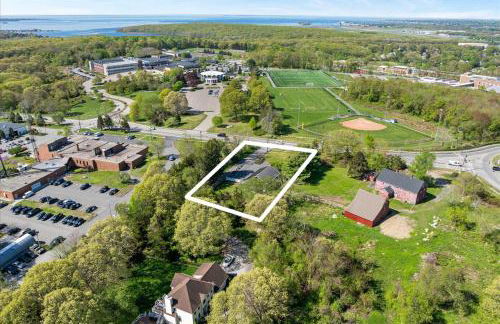 Exceptional Contemporary Retreat with 4 King Beds in Mystic CT - Foto 47