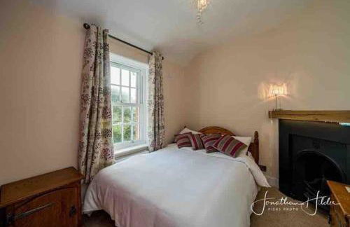 Stay in our beautiful 1850’s Coastguards Cottage. - Photo 22