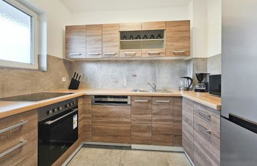 Tolstov Apartments - Monteurwohnungen - 2 Schlafzimmer - Küche - Balkon - Waschmaschine - 25 Min zur Messe DUS - Foto 5