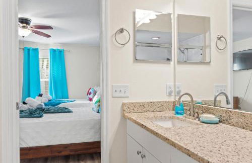 SaltyLux16 Heated Saltwater Pool, Near Beach, Honeymoon Island, Farmer market - Foto 29