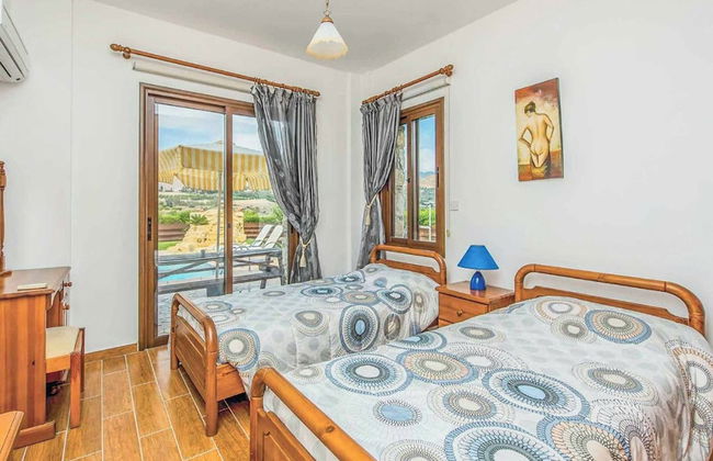 Villa Aphrodite Argaka - Photo 19