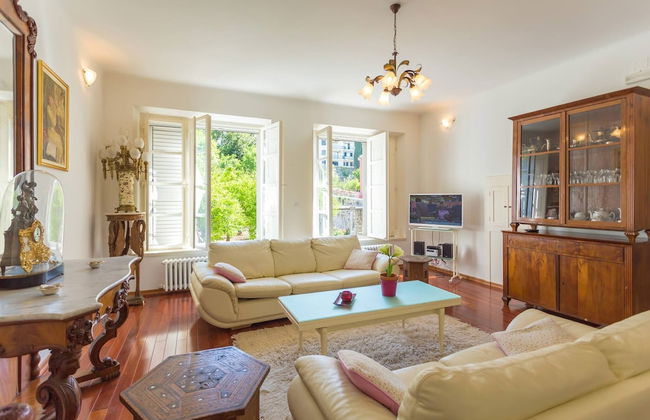 Dvori With Garden, Free Parking Next To Sea - Foto 9