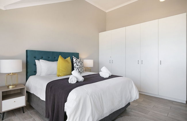 Sea Spray B404 by HostAgents - Photo 7