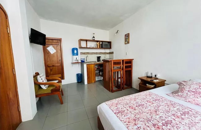 Del mar del Galapagos - Photo 21