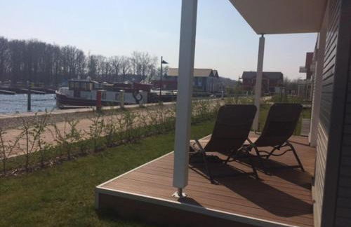 Hafendorf Haus 7 Apartment 5 Nr 89 Parkplatz am Haus - Foto 5