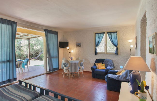 Cosy Holiday Home in Cargese Corse-du-sud Near Sea - Foto 21