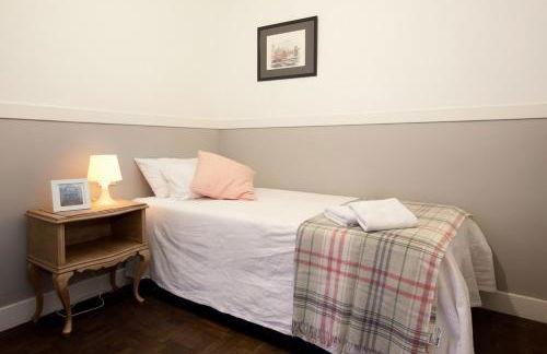 Letsgo Camp Nou Apartment - Photo 9