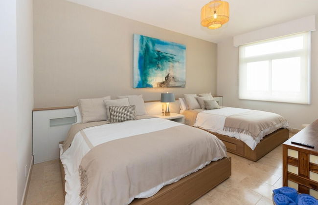 The Couples Condo by Acomodo - Photo 2