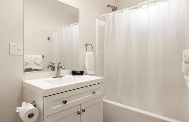 Prescott Family Friendly 3 Bedroom w Large Yard - Photo 26