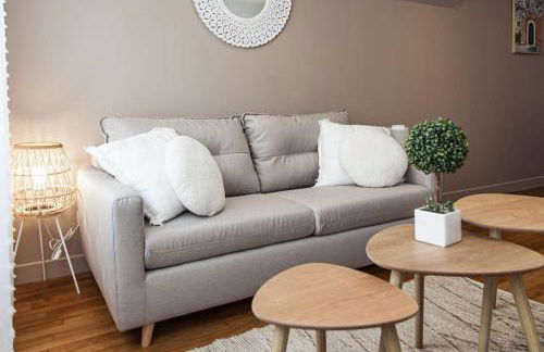 Côté cour - Gare centre, tout équipé, climatisé, linges fournis - Foto 18