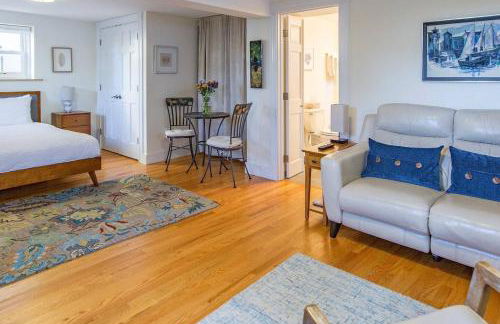 A Peaceful Oasis on Munjoy Hill - 4br2ba House & Parking - Foto 12