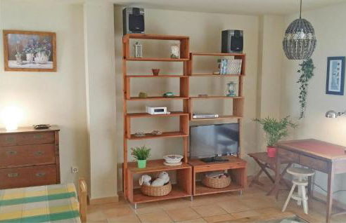 2 Bedroom Nice Apartment In Altea - Photo 10