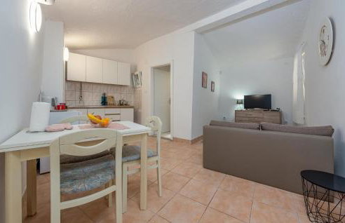 1 Bedroom Nice Home In Potocnica - Foto 4