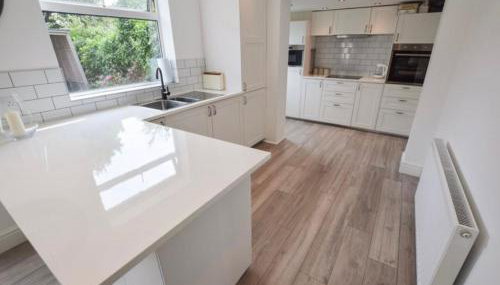 Coastal Corporate Stays - Foto 3