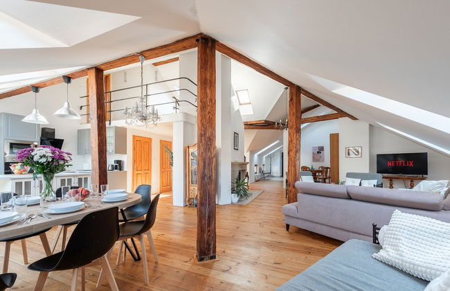 Spacious 2-level apart National Theatre - Foto 18