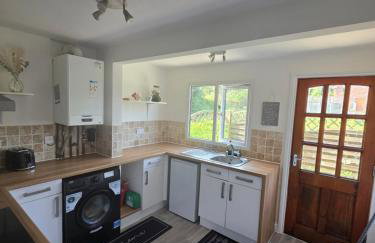 Spacious - Free Parking - Sleeps 6 - M20-FolkestoneCentralStation - Foto 15