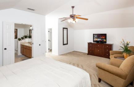 Home Away From Home At Bridgeford Crossing - Foto 105