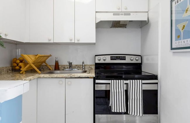 Bayshore Bliss- Cozy Space Pool Views - Foto 56