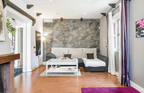 Villa Marty - Mayores De 25 Años - Foto 11