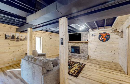 12 Mi to Downtown Hot Tub, Fire Pit Game Room! - Foto 25