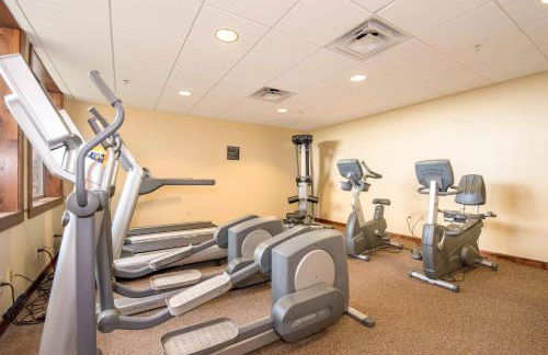 3 bedroom, 2 Full Baths, Slope Side Outdoor Hot Tubs on Site Ski Lift overlook - Foto 33