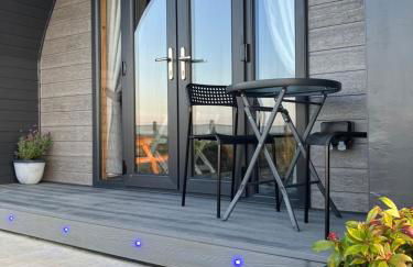 Seaview luxury pod - Photo 2