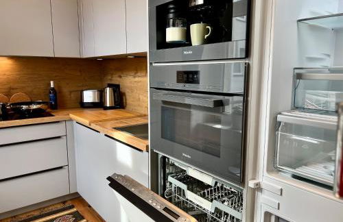 EDLER WOHNRAUM Luxuriöses Studio im Zentrum mit Balkon, Kaffeevollautomat, Klima & Parkplatz - Foto 14