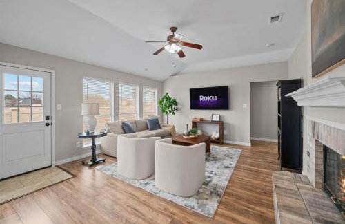 Modern Home Close to It All in DFW Texas! - Foto 6