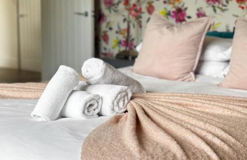 Luxury Barn Conversion with Hot Tub- 'Blackbird' - Foto 3