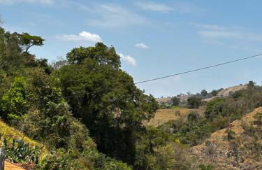 Casa de temporada em Lindoia - Com piscina e churrasqueira - Foto 12
