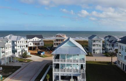 Beach view, prime location, EV charger, 6 parking - Foto 4