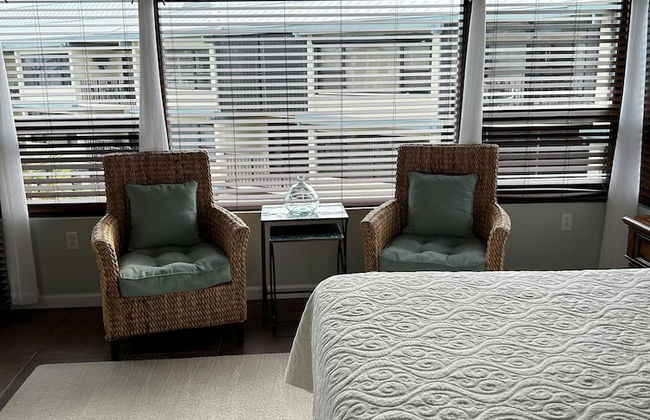 This Condo Is Located In One Of Islamorada's Most Prestigious Condo Complexes. 2 Bedroom Condo by RedAwning - Photo 5