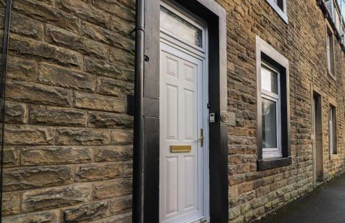 10 Haw Grove - Photo 2