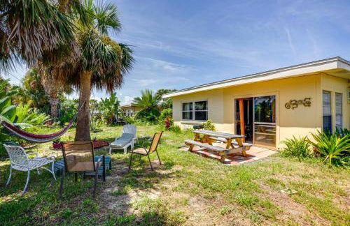 Spacious Home with Yard - half Mi to Ormond Beach! - Foto 1