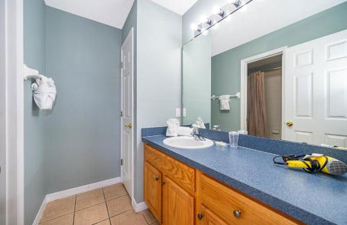 4BR-3BA-Large Private Pool-Free WiFi-Near Disney - Foto 14