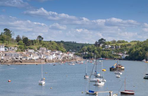 Enchanting Harbourside Cottage with Panoramic Views - Foto 41