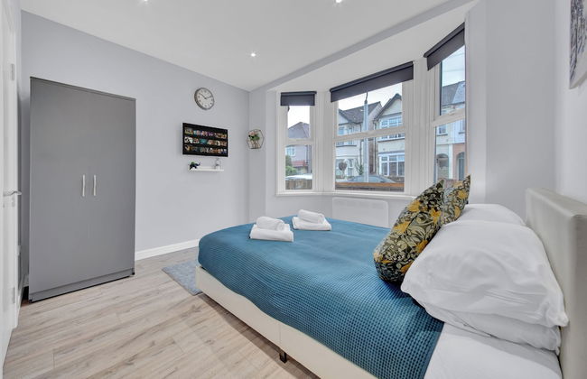 Cozy Serviced Ensuite In West Drayton London TW7 - Photo 3