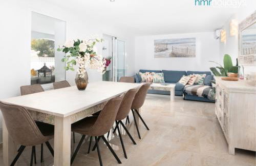 Villa George - HMR Holidays - Foto 20