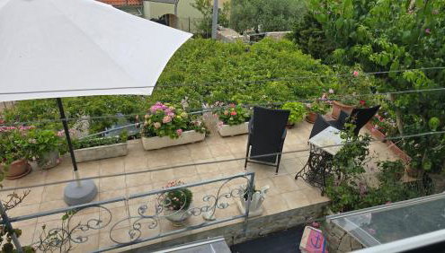 Apartment Neno - Terrace & Parking - Photo 4