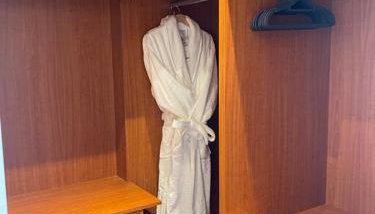 Stunning Grand 2 bed, 2 bath apartment, - Foto 4