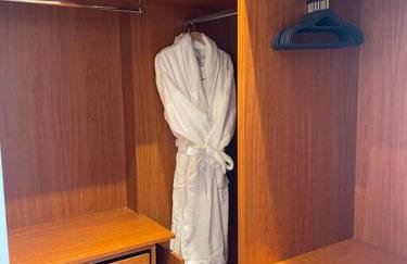 Stunning Grand 2 bed, 2 bath apartment, - Foto 4