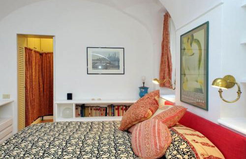 Pantheon Apartment with private terrace - Photo 25