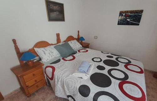 Between Beach & Center - Photo 16