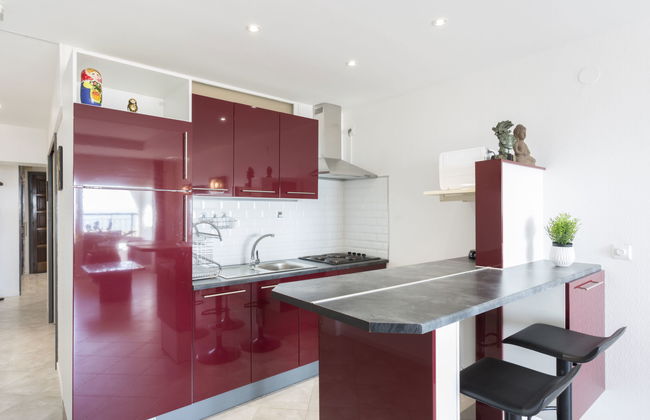 1 bedroom Apartment in Castelló d'Empúries with garden - Photo 4