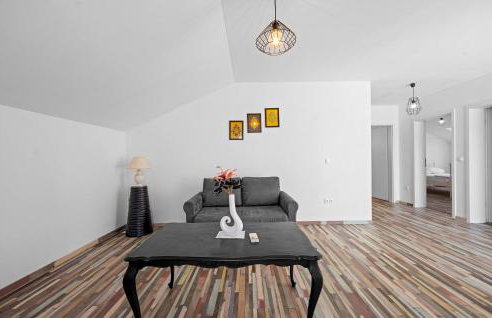 Cozy Apartment In Dragisici With Wifi - Photo 14