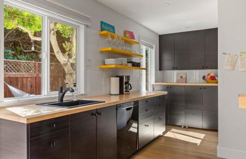 Geometric Loft renovated, hip, pets, poolspa - Foto 7