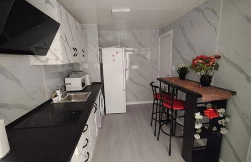 Apartamento Alhóndiga El Palo - Photo 15