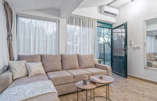 Hidden Gem Holiday Home With Pool in Kastel Stafilic - Foto 12