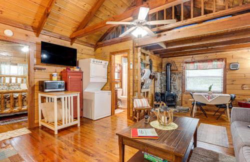 Cozy Pelsor Cabin with Mountain and Valley Views! - Foto 7