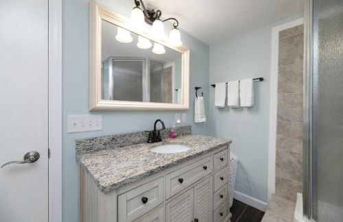 Plum Creek - Large home with 2 kitchens close to Pier Cove! - Foto 54